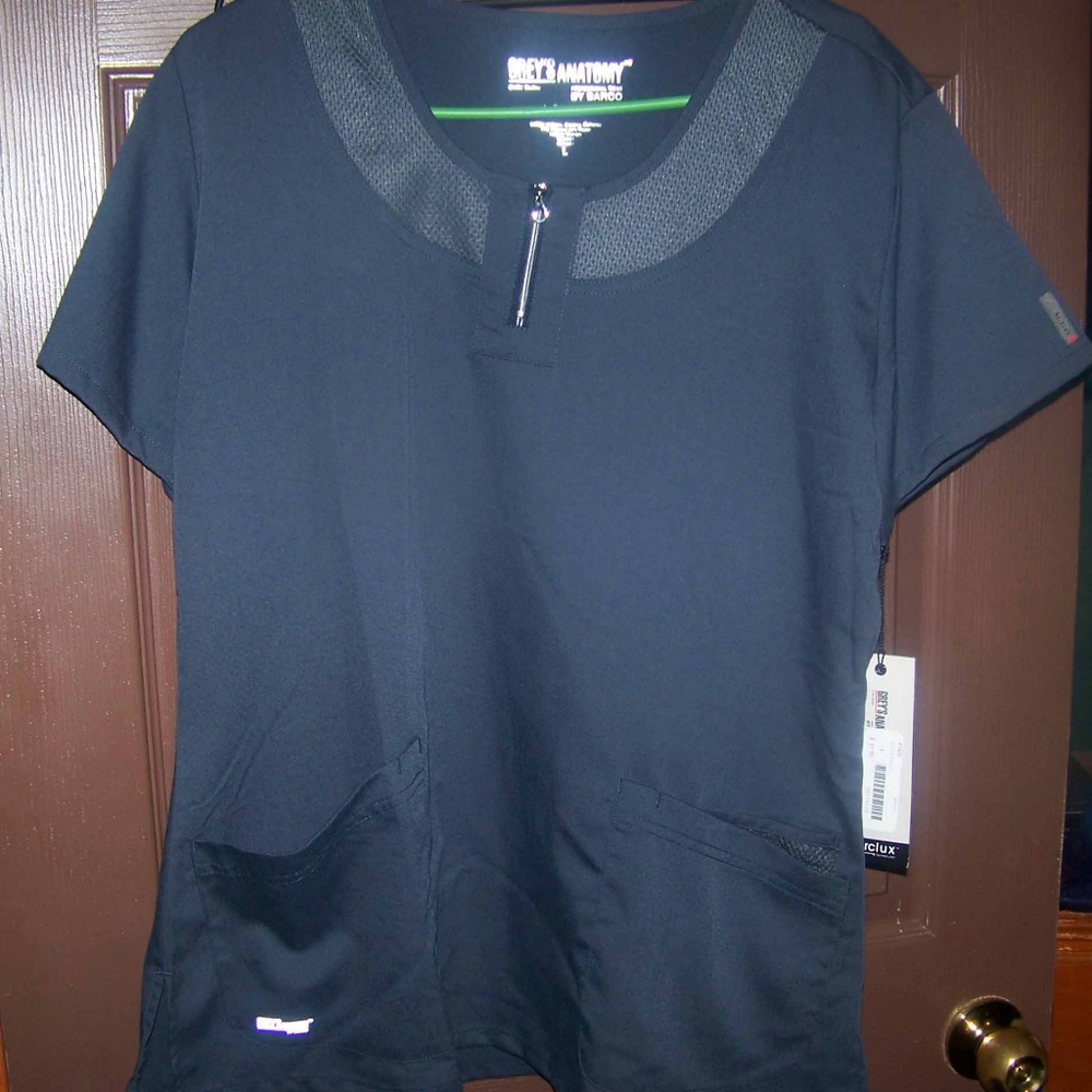 Greys Anatomy Scrub Top NWT size large